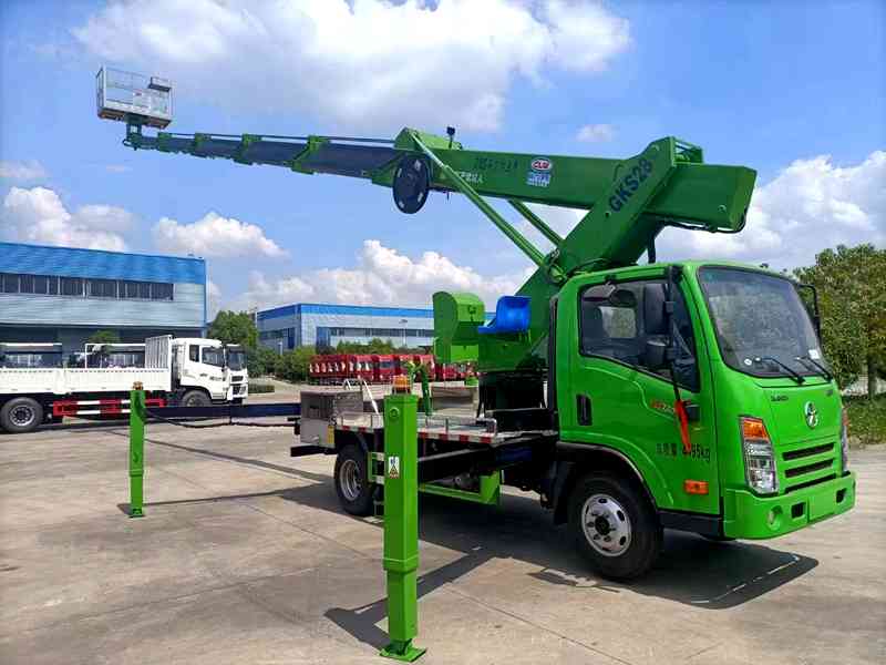 高空作業車