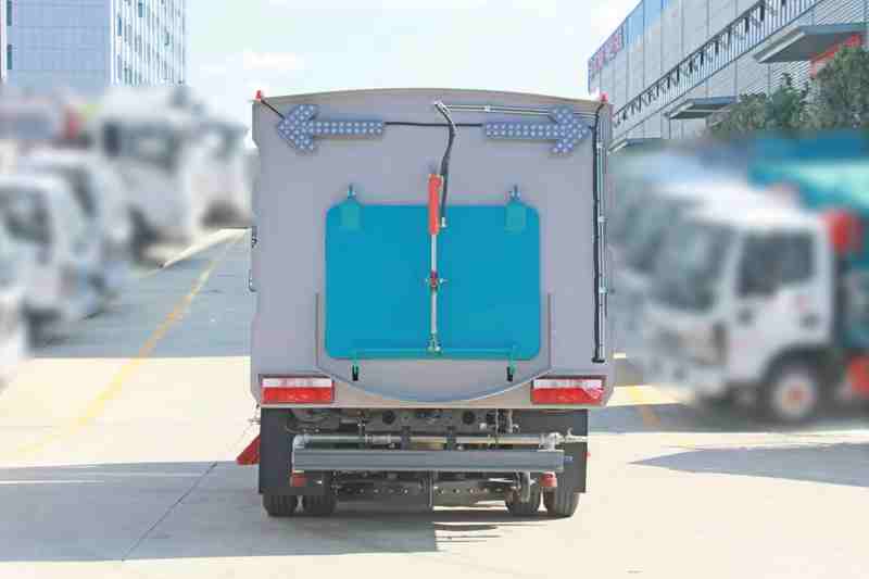 東風掃路車廠家